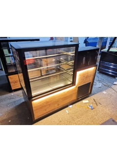 Wet Pastry Display Cabinet With Safe Bank 160 Cm