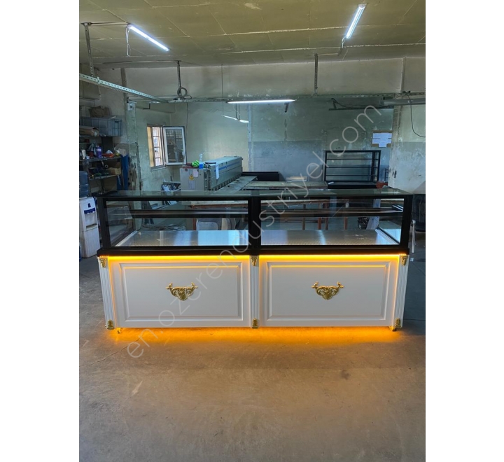 Pastry Counter White 280 Cm